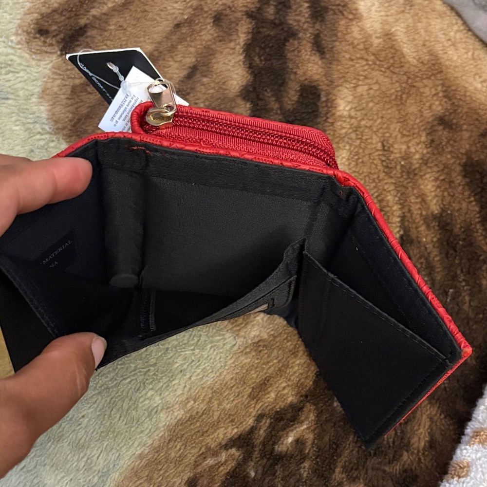 Jane & Berry Red Textured Women's Wallet - Picture 12 of 15